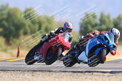 media/Nov-06-2022-SoCal Trackdays (Sun) [[208d2ccc26]]/Turn 7 Set 1 (1050am)/